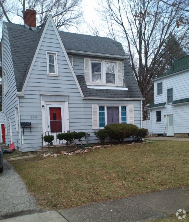 Building Photo - 2534 Norbert St Rental