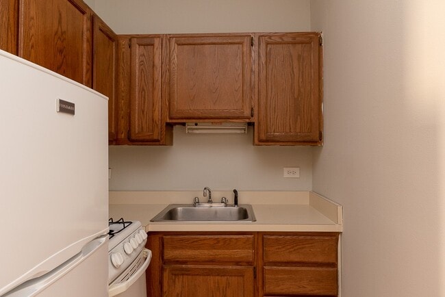 Photo - 516 W Melrose St Unidad 704