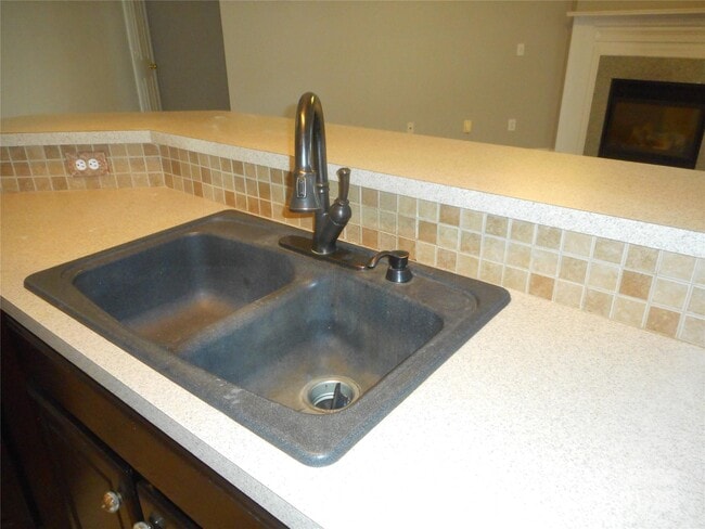 Photo - 17207 Overstone Ct