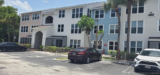 Building Photo - 2303 N Congress Ave
