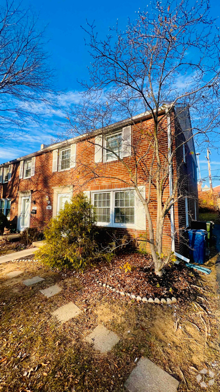 Building Photo - 1931 Guernsey Ave Rental