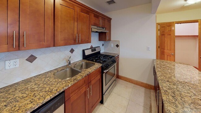 Photo - 135-23 82nd Ave Unit 4C