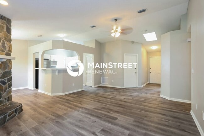 Photo - 3 Bedroom Pet-Friendly Home in JACKSONVILL...