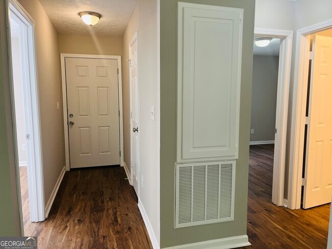 Photo - 313 Baileys Way