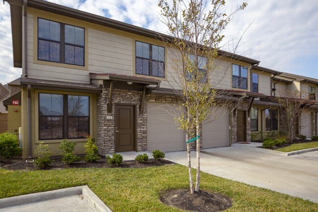 Kingsland West Apartments For Rent in Houston, TX