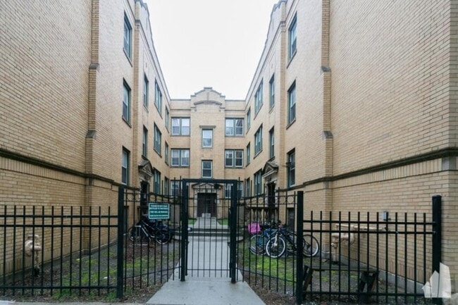 2 bedroom in Chicago IL 60640 - 2 bedroom in Chicago IL 60640 Unidad 1902-2 Rental