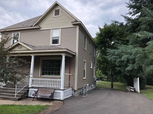 Photo - Great 4 Bed 3 Bath! Available June 1st 2025