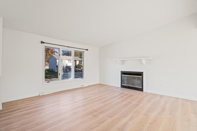 Photo - 3608 Teakwood Dr