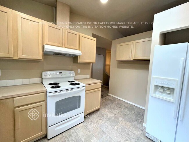 928 58th Pl SW
