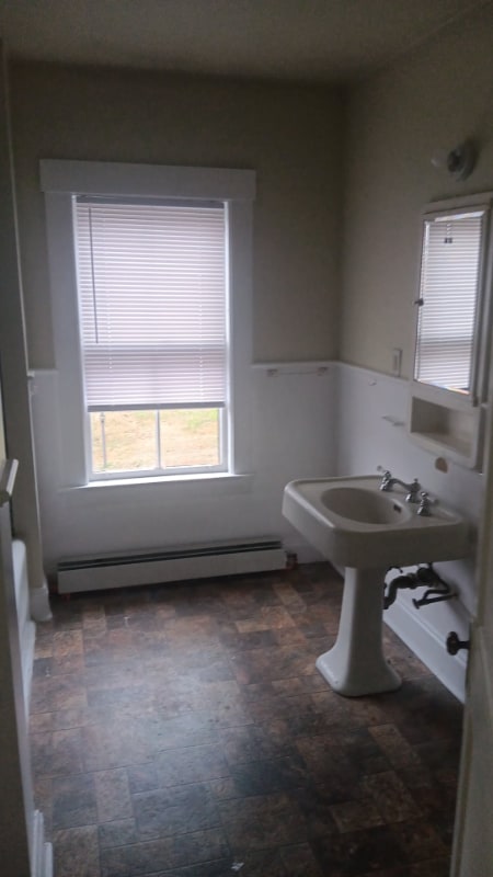 Photo - 64 Maple St Unit Apt 3