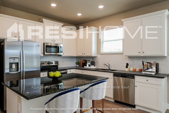 Photo - 1758 Rookery Rd