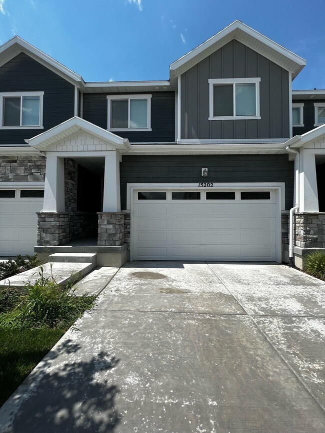 Photo - 15202 S Tack Way