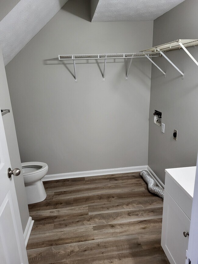 Photo - 217 Churchill Dr