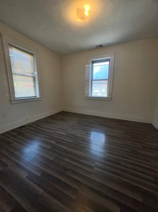 Photo - 2389 Mountain Ave Unit 1