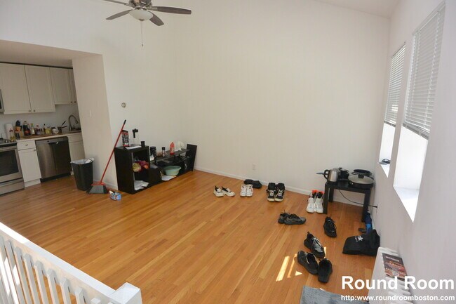 Photo - 10 Shepard St Unit 100