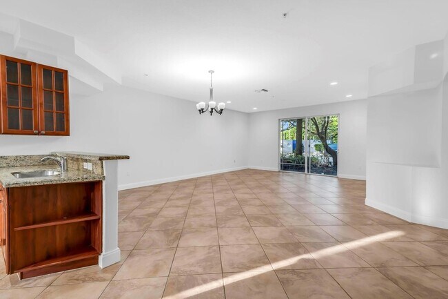 Photo - 5030 SW 126th Ave Unidad 203