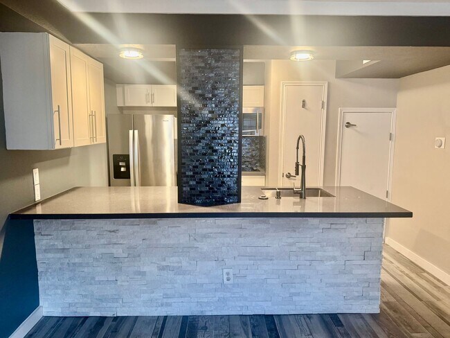 Photo - 829 Wax Myrtle Ln
