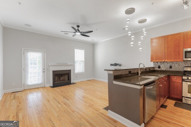 Photo - 1953 Sterling Oaks Cir NE