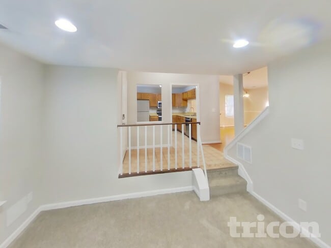 Photo - 1277 Collier Ln