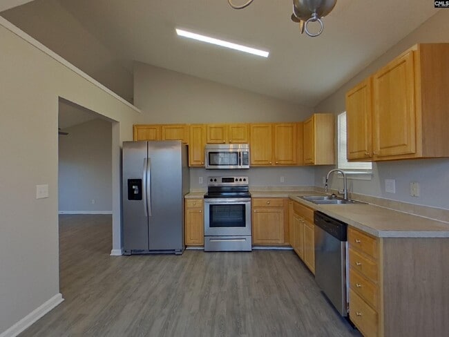 Photo - 255 Legend Oaks Dr