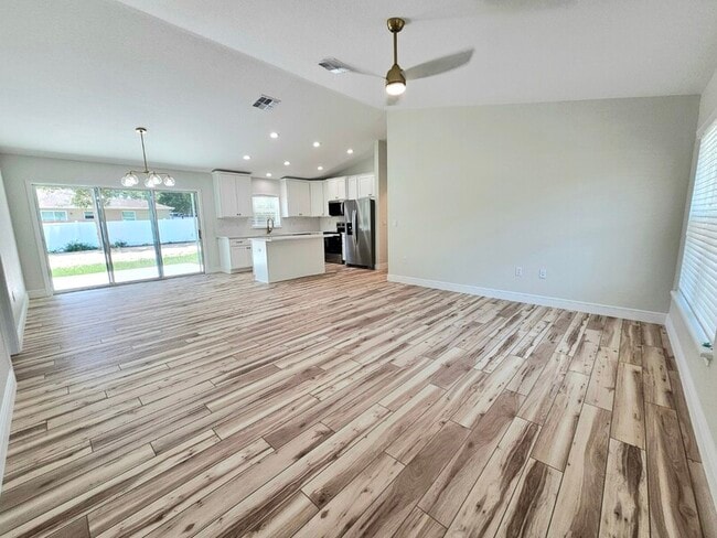 Photo - 11 Dogwood Drive Trail