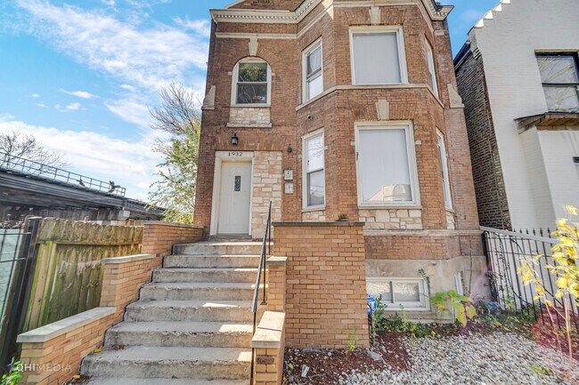 Photo - 1932 S Sawyer Ave Unit 2