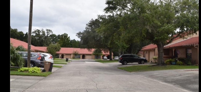 1918 SW 34th Ct