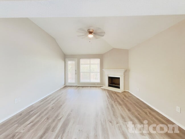 Photo - 2745 Castro Ln