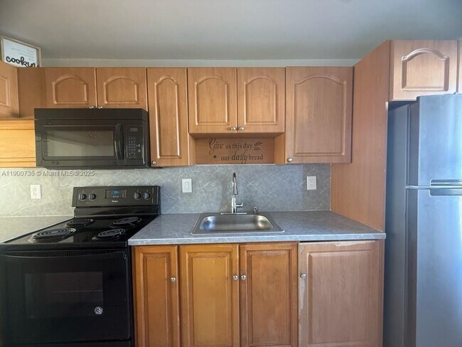Photo - 401 SW 109th Ave Unidad 20