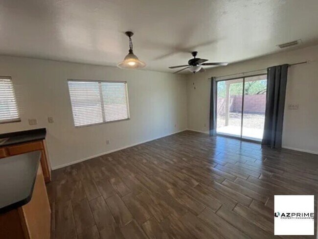Photo - Light and bright 3bd/2ba