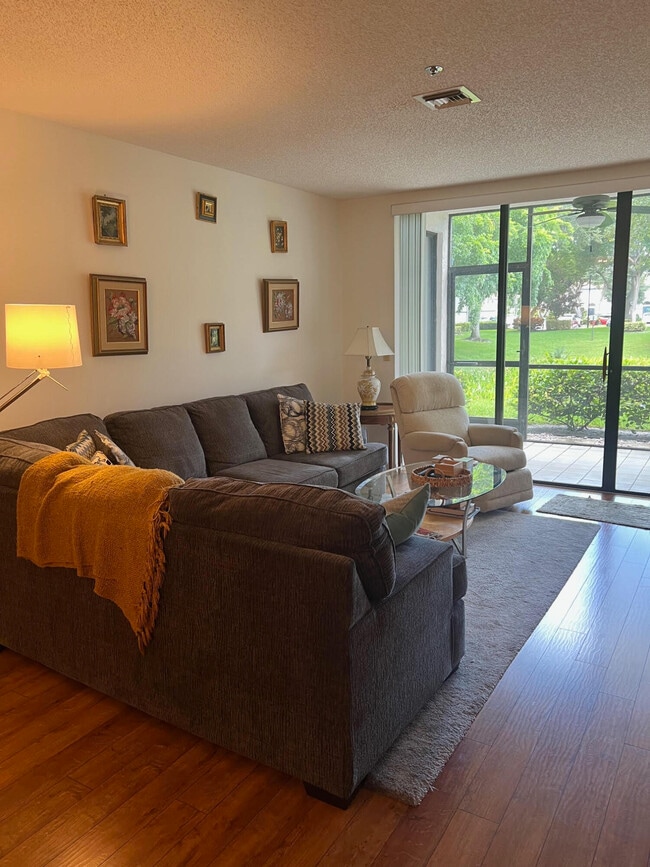 Photo - 5265 Brisata Cir Unit E