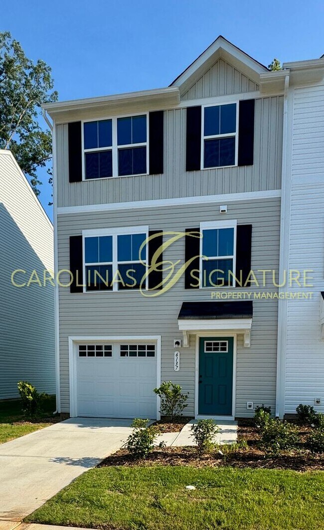 Building Photo - New Construction 3BR/2.5BA Townhouse