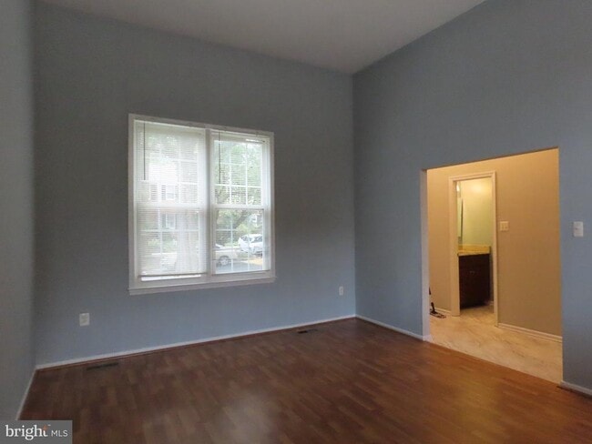 Photo - 624 Northcliffe Dr