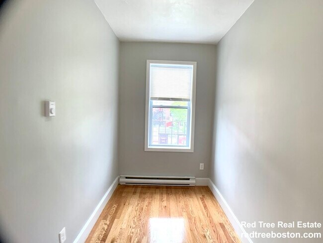 Photo - 754 Huntington Ave Unit 3
