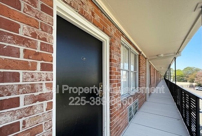 Building Photo - 3101 Highland Rd Unit Apt. 314