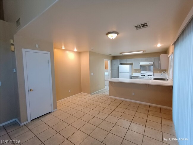 Photo - 3409 Edenville Dr
