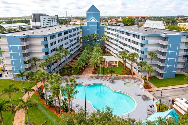 Building Photo - West Bay Village Rental