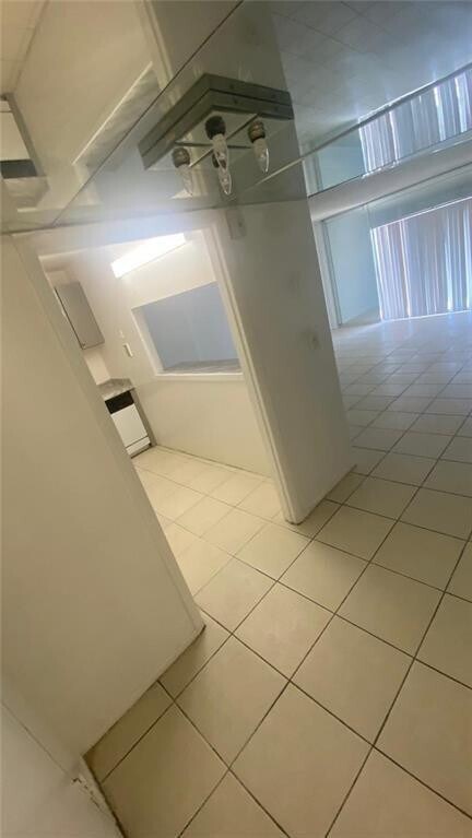 Photo - 4170 Inverrary Dr Unit 406