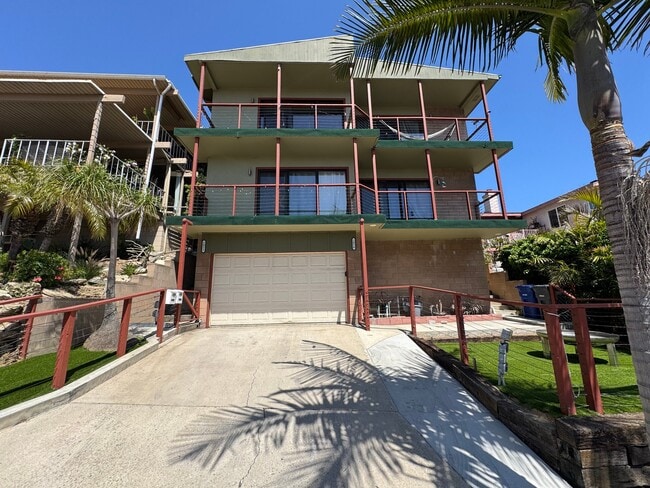 Photo - 2052 Terrace Dr