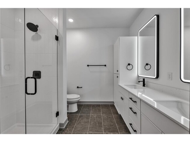 Photo - 640 Wisconsin Ave N Unit 318