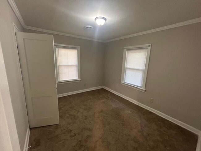 Photo - EBattle305-307-309 Unit 309