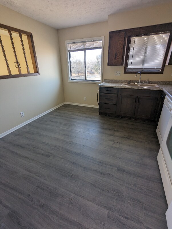 Photo - 3727 Hartman Ave