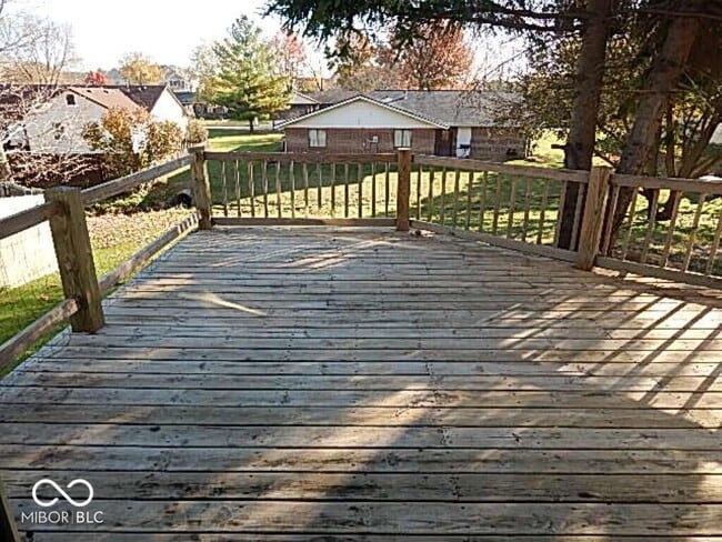 Photo - 561 Boonesboro Rd