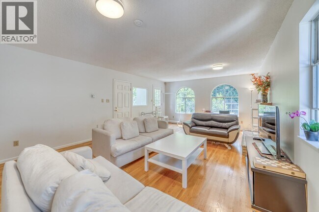 Photo - 4533 W 16th Ave