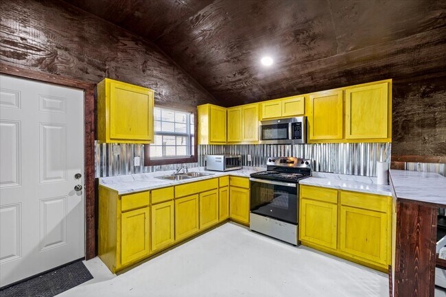 Photo - 2823 Avenue Q Unidad B