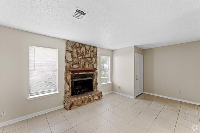 Building Photo - 5810 Twisted Pine Ct Unit E Rental