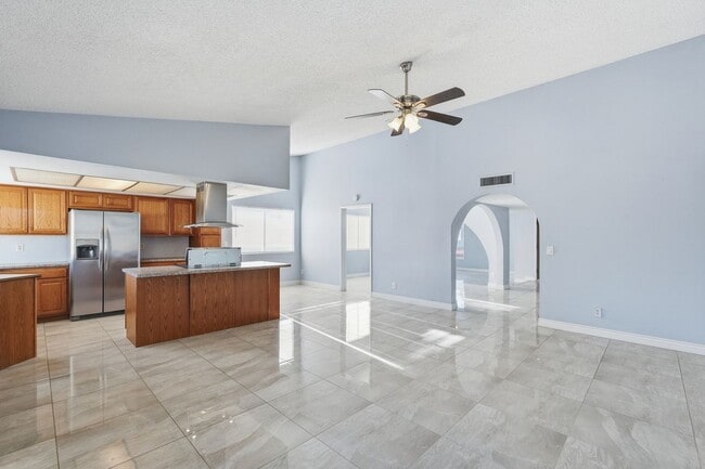 Photo - 17853 N 43rd Dr