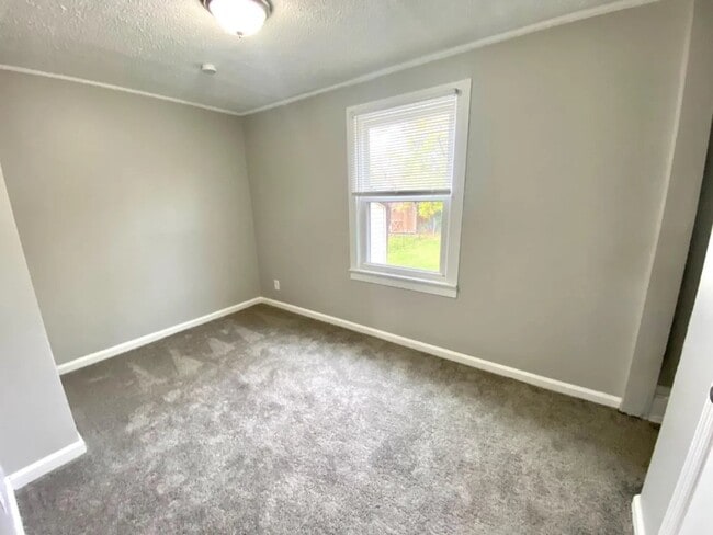 Photo - 4222 Myrtle Ave