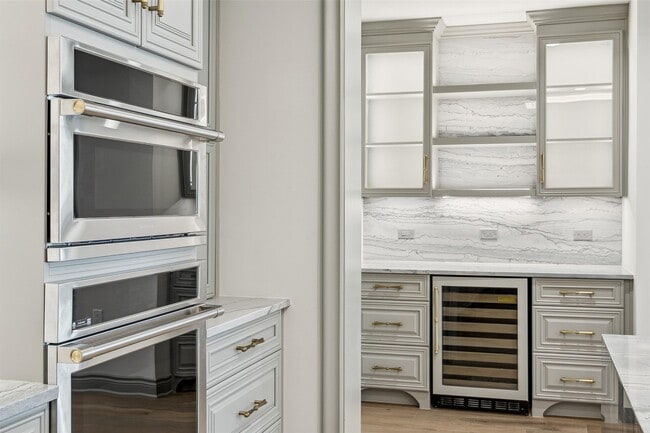 Photo - 1717 Bissonnet St Unit 1802