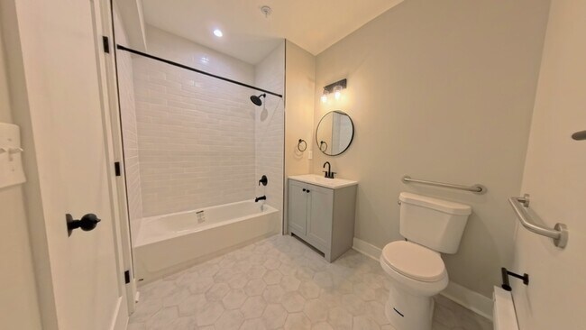 22 N King St